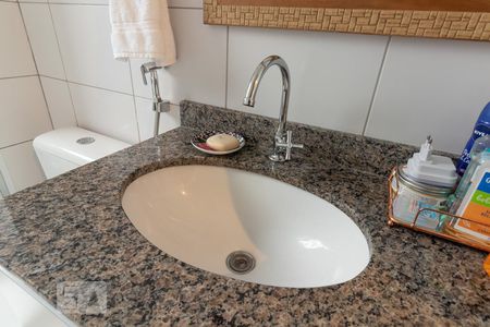 Apartamento para alugar com 57m², 2 quartos e 3 vagasBanheiro