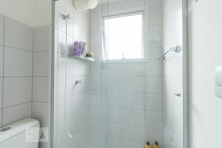 Banheiro da Suite de apartamento para alugar com 2 quartos, 57m² em Jardim Augusta, São José dos Campos