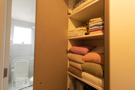 Apartamento para alugar com 57m², 2 quartos e 3 vagasBanheiro