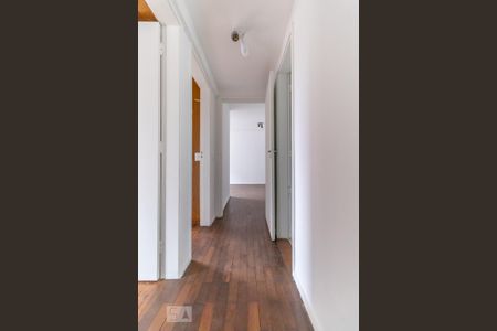 Apartamento para alugar com 80m², 2 quartos e 1 vaga Apartamento para alugar com 80m², 2 quartos e 1 vagaCorredor