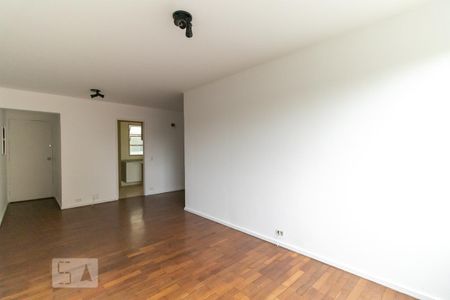 Apartamento para alugar com 80m², 2 quartos e 1 vaga Apartamento para alugar com 80m², 2 quartos e 1 vagaSala