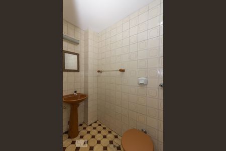 Banheiro de apartamento para alugar com 1 quarto, 40m² em Rio Branco, Porto Alegre