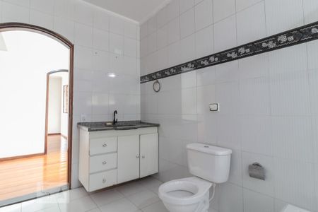 Casa para alugar com 153m², 2 quartos e 1 vaga Casa para alugar com 153m², 2 quartos e 1 vagaBanheiro