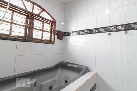 Casa para alugar com 153m², 2 quartos e 1 vaga Casa para alugar com 153m², 2 quartos e 1 vagaBanheiro
