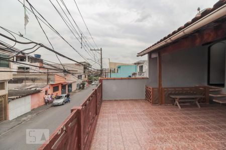 Casa para alugar com 153m², 2 quartos e 1 vaga Casa para alugar com 153m², 2 quartos e 1 vagaVaranda