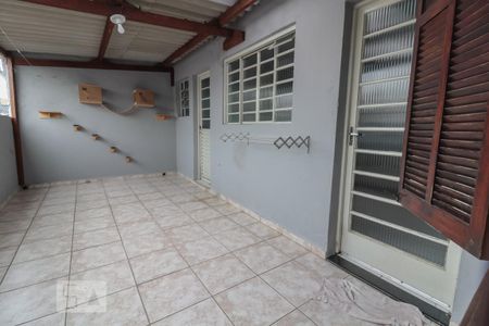 Casa para alugar com 153m², 2 quartos e 1 vaga Casa para alugar com 153m², 2 quartos e 1 vagaÁrea de Serviço