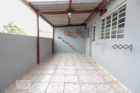 Casa para alugar com 153m², 2 quartos e 1 vaga Casa para alugar com 153m², 2 quartos e 1 vagaÁrea de Serviço