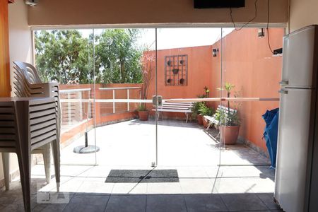 Apartamento à venda com 65m², 3 quartos e 1 vagaÁrea comum