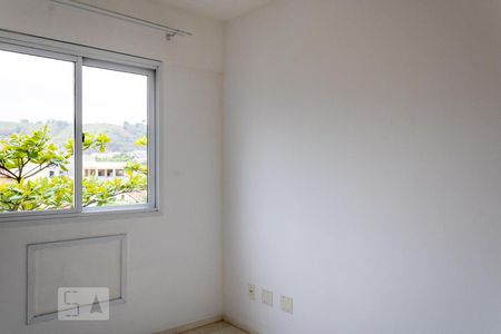 Quarto 1 de apartamento para alugar com 2 quartos, 50m² em Campo Grande, Rio de Janeiro