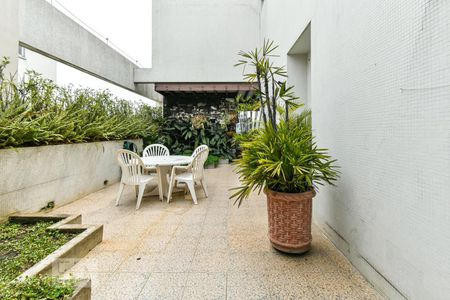 Apartamento à venda com 682m², 4 quartos e 4 vagas Apartamento à venda com 682m², 4 quartos e 4 vagasTerraço - Jardim