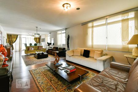 Sala 1 de apartamento à venda com 4 quartos, 682m² em Higienópolis, São Paulo