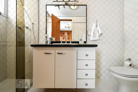 Apartamento à venda com 682m², 4 quartos e 4 vagas Apartamento à venda com 682m², 4 quartos e 4 vagasSuíte 2 - Banheiro