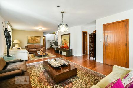 Sala 1 de apartamento à venda com 4 quartos, 682m² em Higienópolis, São Paulo