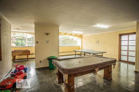 Apartamento à venda com 66m², 2 quartos e 1 vaga Apartamento à venda com 66m², 2 quartos e 1 vagaÁrea comum - Salão de jogos