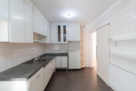 Apartamento à venda com 100m², 2 quartos e 1 vagaCozinha 