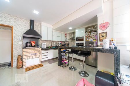 Apartamento à venda com 140m², 3 quartos e 2 vagasCozinha