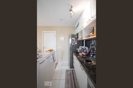Apartamento para alugar com 67m², 2 quartos e 1 vaga Apartamento para alugar com 67m², 2 quartos e 1 vagaCozinha