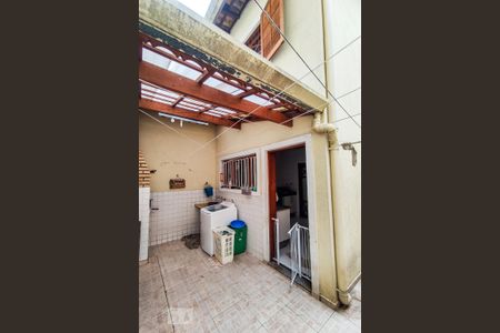 Casa à venda com 201m², 3 quartos e 4 vagas Casa à venda com 201m², 3 quartos e 4 vagasÁrea de Serviço