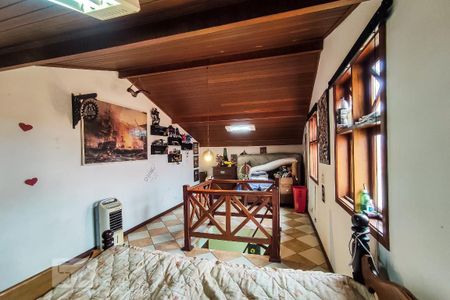 Casa à venda com 201m², 3 quartos e 4 vagas Casa à venda com 201m², 3 quartos e 4 vagasSotão