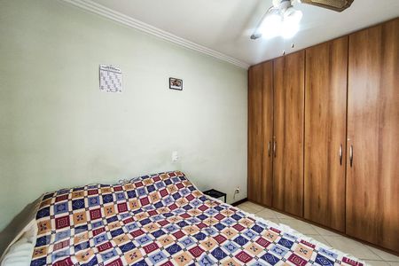 Casa à venda com 201m², 3 quartos e 4 vagas Casa à venda com 201m², 3 quartos e 4 vagasSuíte