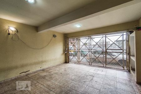 Casa à venda com 201m², 3 quartos e 4 vagas Casa à venda com 201m², 3 quartos e 4 vagasGaragem