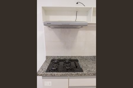 Sala/Cozinha de apartamento à venda com 1 quarto, 29m² em Parque Industrial Tomas Edson, São Paulo