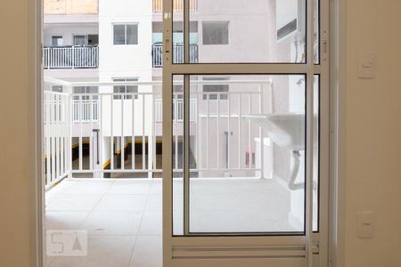 Sacada de apartamento à venda com 1 quarto, 29m² em Parque Industrial Tomas Edson, São Paulo