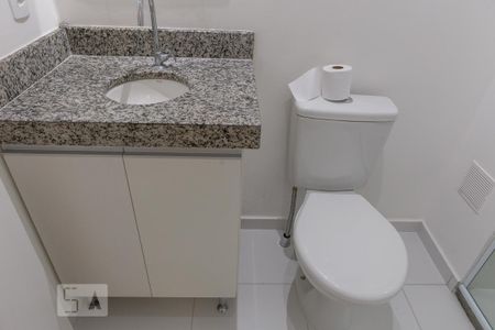 Apartamento à venda com 29m², 1 quarto e sem vaga Apartamento à venda com 29m², 1 quarto e sem vagaBanheiro da Suíte
