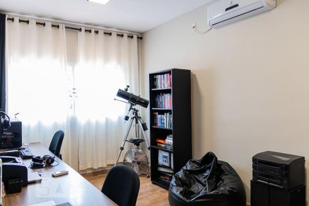 Casa para alugar com 160m², 2 quartos e 2 vagas Casa para alugar com 160m², 2 quartos e 2 vagasQuarto 1