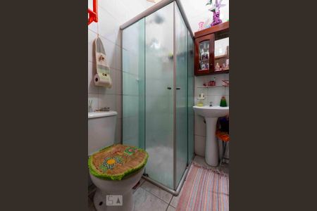 Casa de condomínio para alugar com 58m², 2 quartos e 1 vagaBanheiro