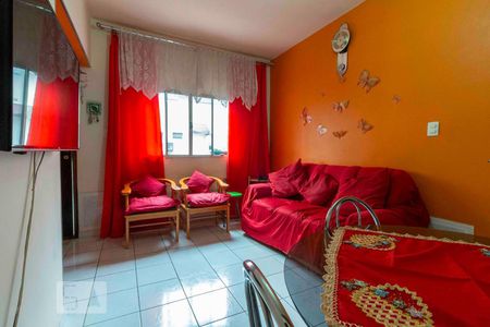 Sala de casa de condomínio para alugar com 2 quartos, 58m² em Cidade Líder, São Paulo