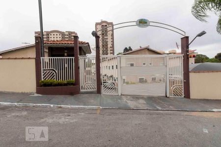 Casa de condomínio para alugar com 58m², 2 quartos e 1 vagaFachada