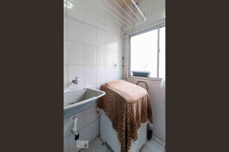 Casa de condomínio para alugar com 58m², 2 quartos e 1 vagaÁrea de Serviço