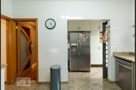 Casa à venda com 400m², 5 quartos e 2 vagasCozinha