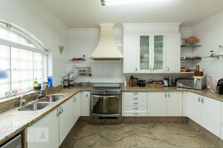 Casa à venda com 400m², 5 quartos e 2 vagasCozinha