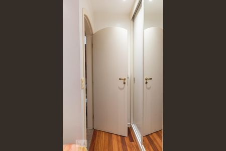 Casa à venda com 400m², 5 quartos e 2 vagasQuarto 1