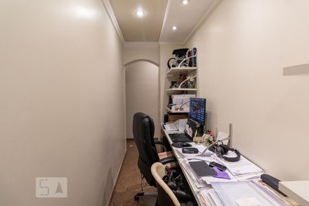 Casa à venda com 400m², 5 quartos e 2 vagasEscritório