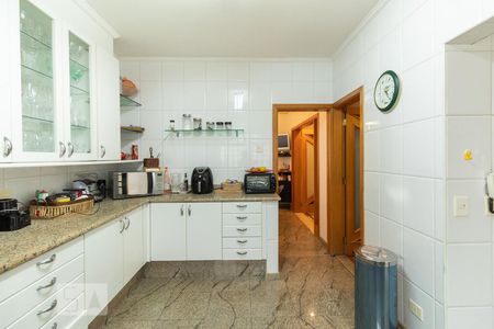 Casa à venda com 400m², 5 quartos e 2 vagasCozinha