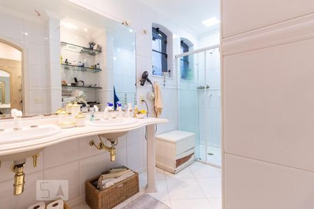 Casa à venda com 400m², 5 quartos e 2 vagasBanheiro da Suíte 1