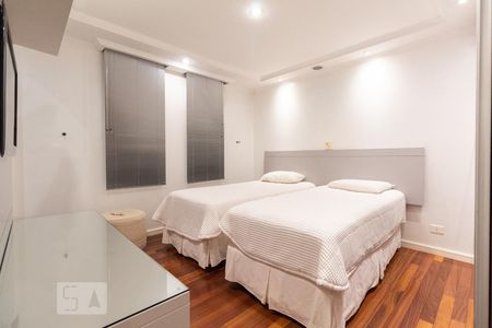 Casa à venda com 400m², 5 quartos e 2 vagasSuíte 2