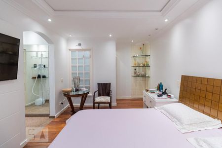 Casa à venda com 400m², 5 quartos e 2 vagasSuíte 1