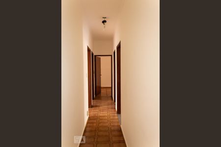 Corredor de casa à venda com 3 quartos, 150m² em Anchieta, São Bernardo do Campo