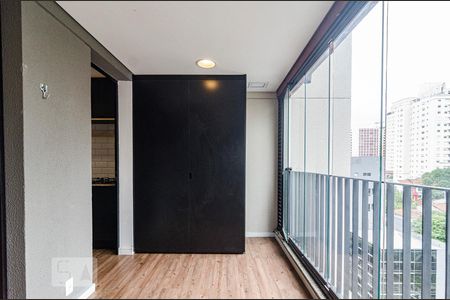 Varanda de apartamento à venda com 2 quartos, 58m² em Pinheiros, São Paulo