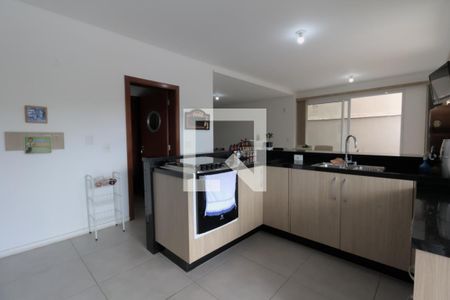 Casa à venda com 384m², 3 quartos e 5 vagas Casa à venda com 384m², 3 quartos e 5 vagasCozinha