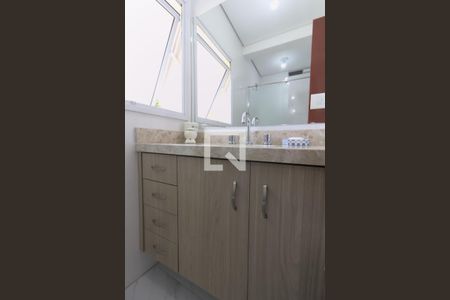 Casa à venda com 384m², 3 quartos e 5 vagas Casa à venda com 384m², 3 quartos e 5 vagasBanheiro Social