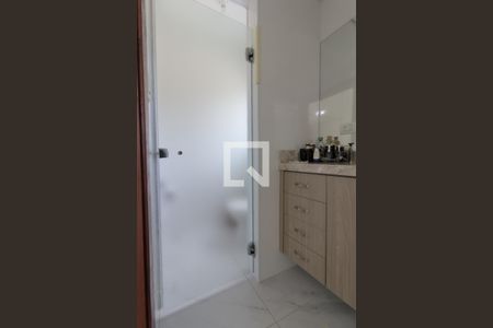 Casa à venda com 384m², 3 quartos e 5 vagas Casa à venda com 384m², 3 quartos e 5 vagasBanheiro da Suíte