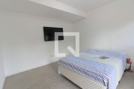 Casa à venda com 384m², 3 quartos e 5 vagas Casa à venda com 384m², 3 quartos e 5 vagasQuarto 3