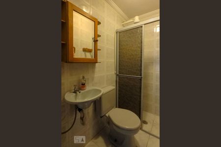 Casa à venda com 250m², 4 quartos e 4 vagasBanheiro