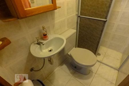 Casa à venda com 250m², 4 quartos e 4 vagasBanheiro