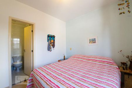 Suíte de apartamento para alugar com 3 quartos, 76m² em Vila Gumercindo, São Paulo